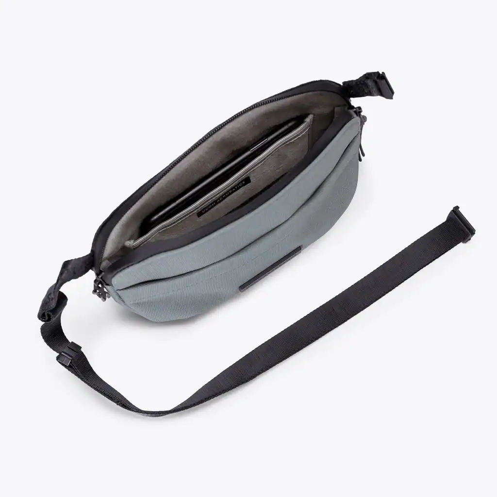 Melvin Crossbody Bag
