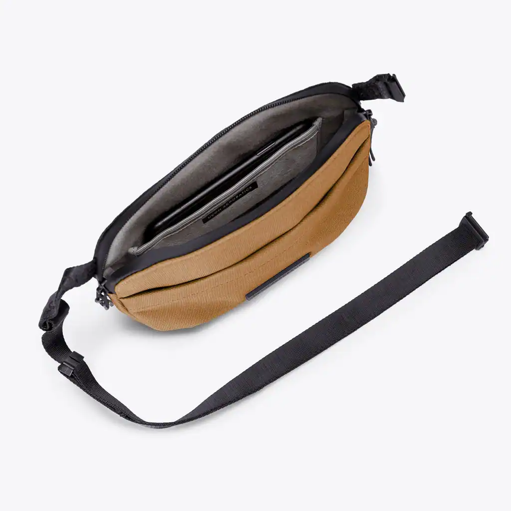 Melvin Crossbody Bag