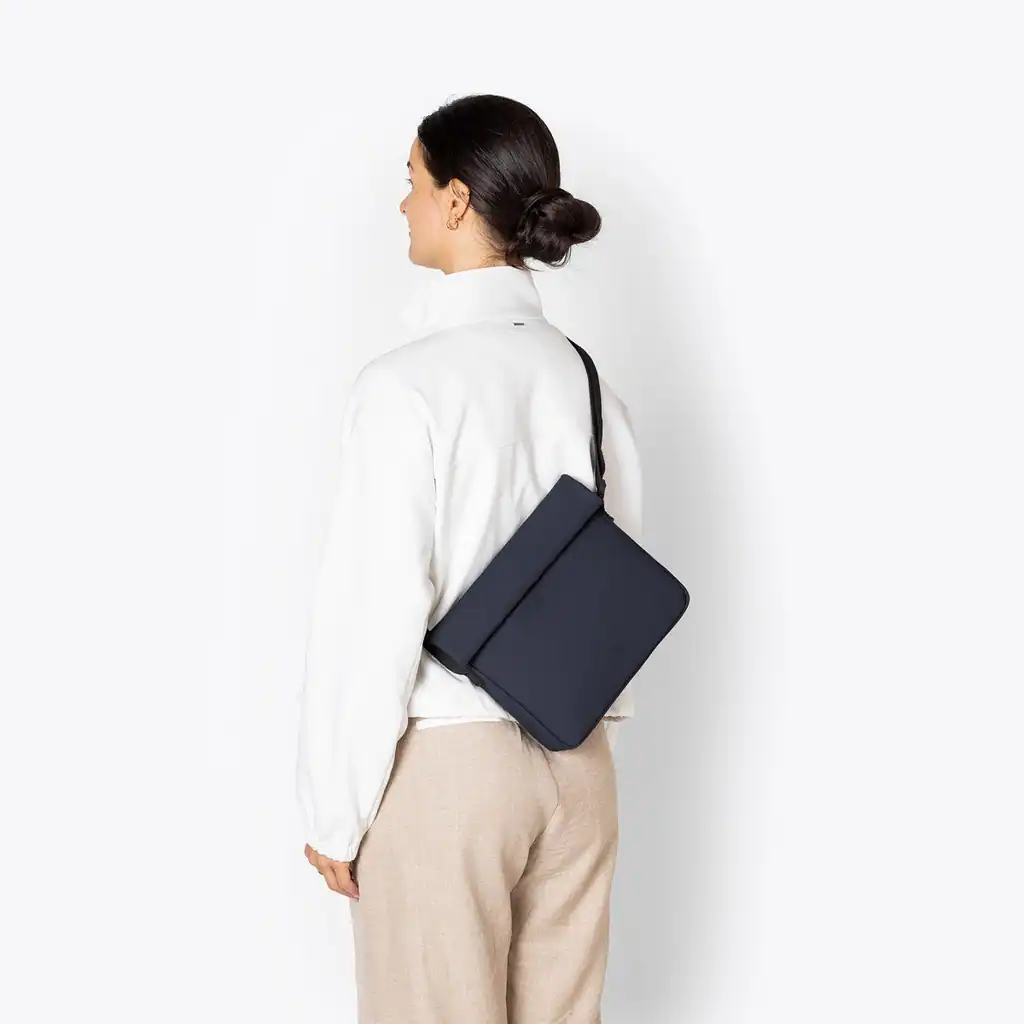 Jarven Shoulder Bag