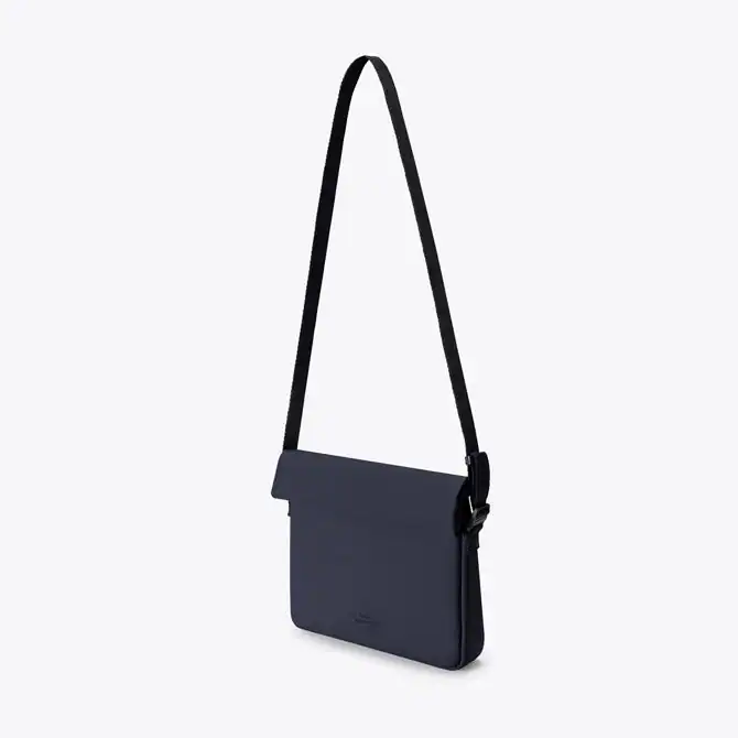 Jarven Shoulder Bag