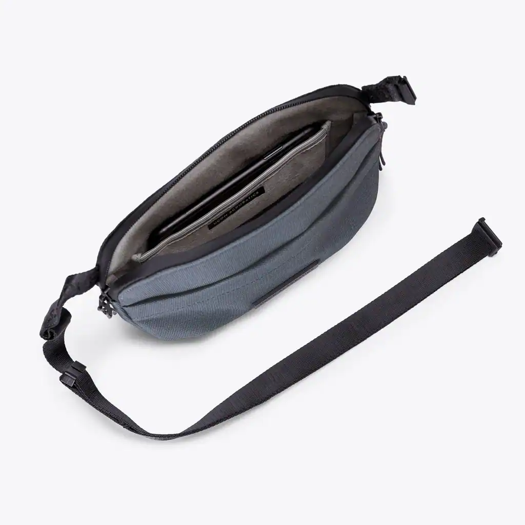 Melvin Crossbody Bag