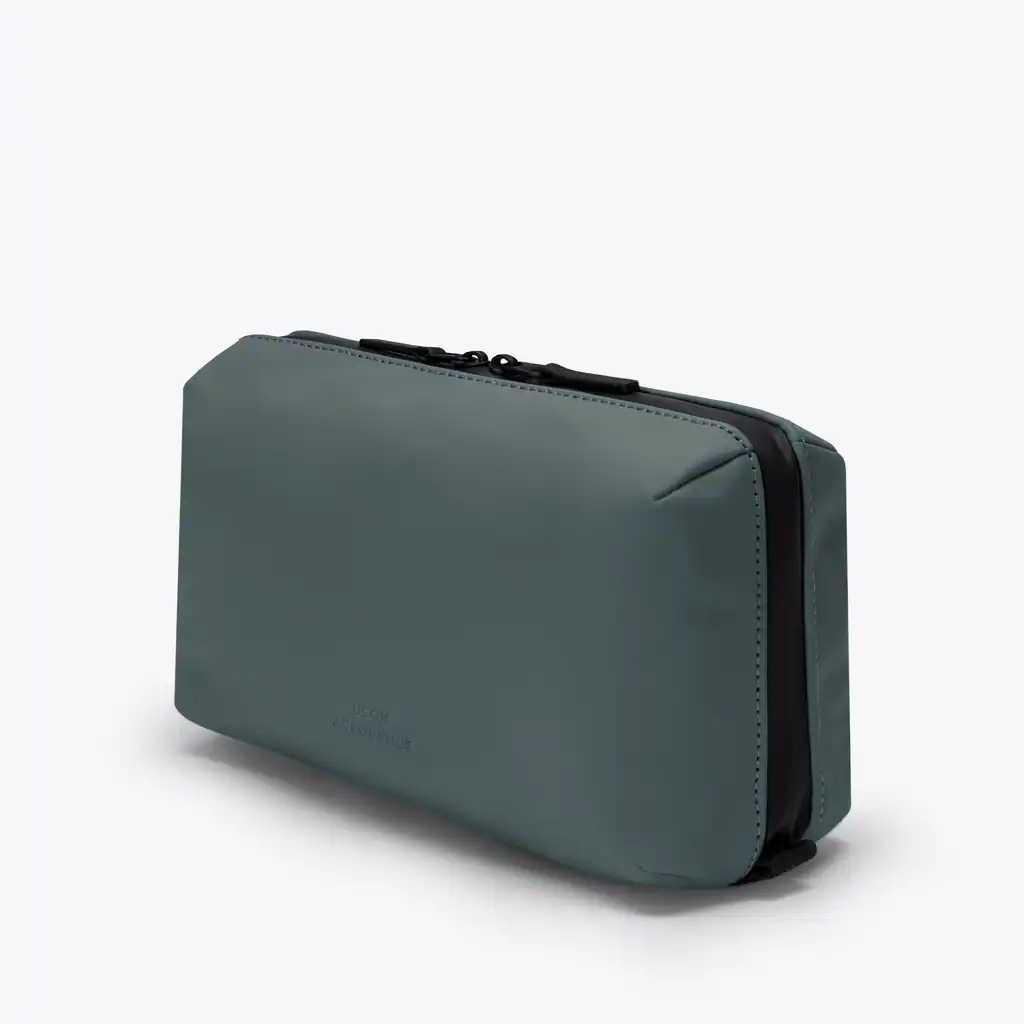 Gosho Toiletry Bag