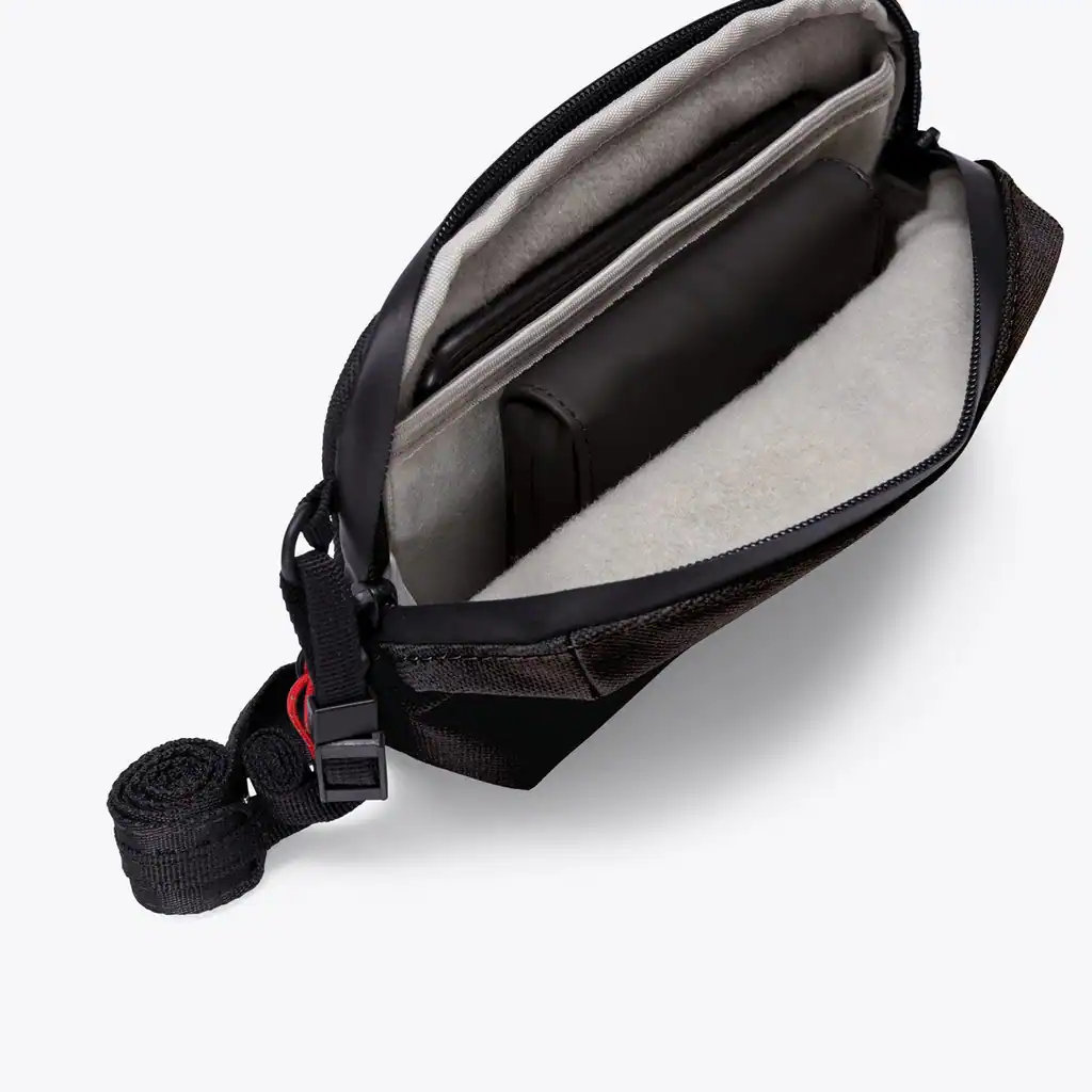 Ando Crossbody Bag