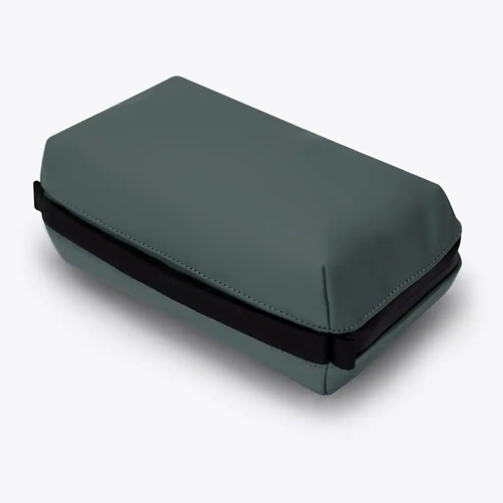 Gosho Toiletry Bag