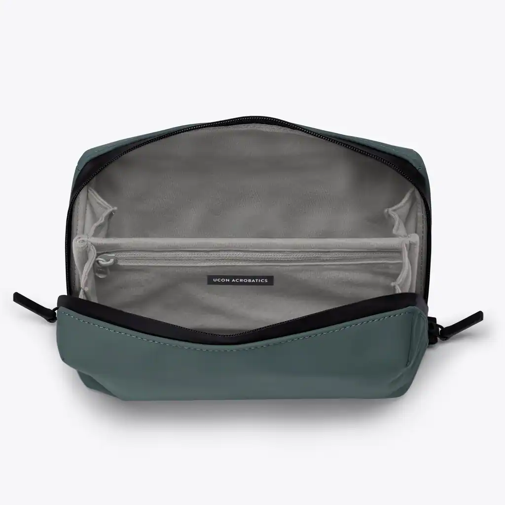 Gosho Toiletry Bag