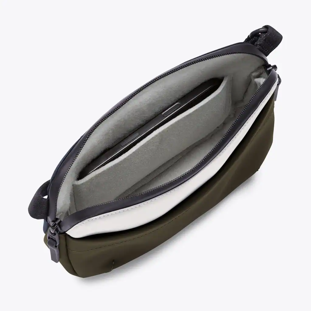 Melvin Crossbody Bag