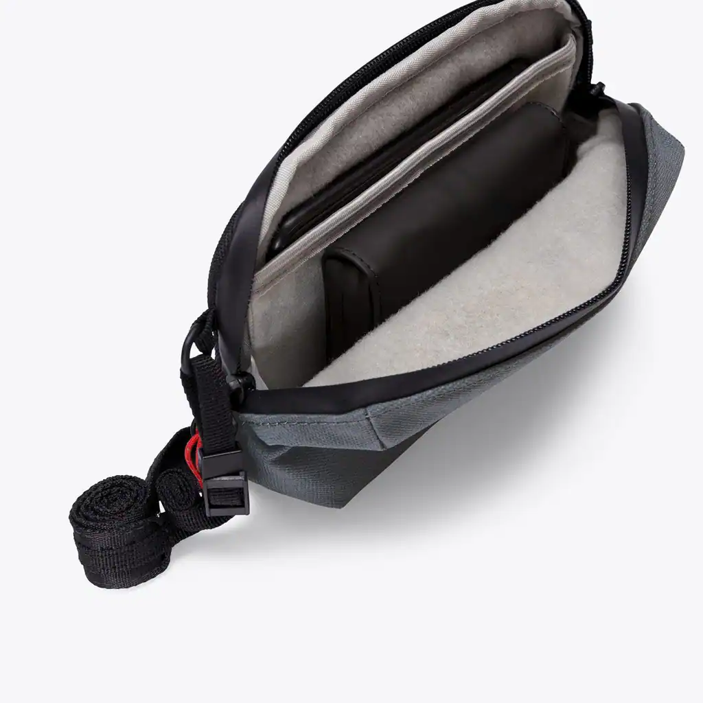 Ando Crossbody Bag