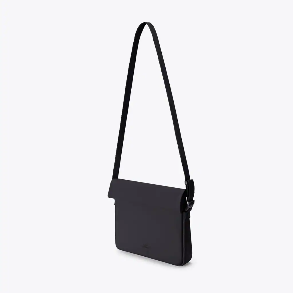Jarven Shoulder Bag