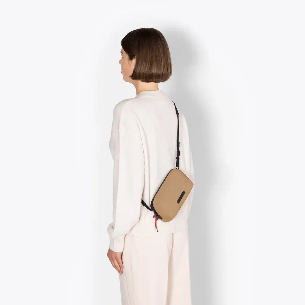 Ando Crossbody Bag
