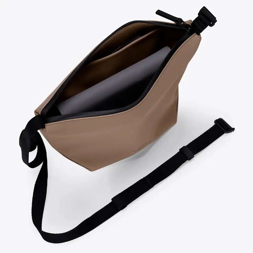Nola Shoulder Bag