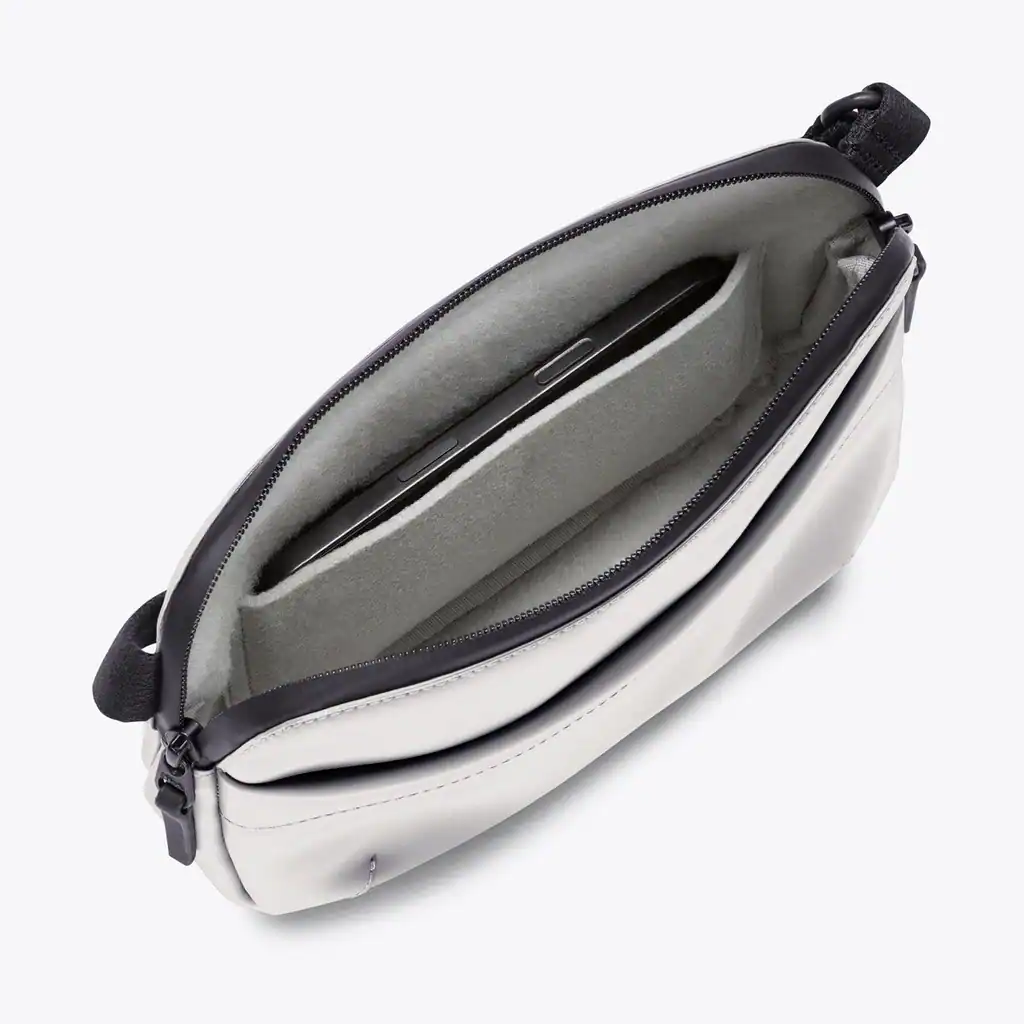 Melvin Crossbody Bag